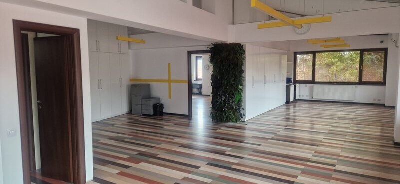 Piata Unirii, zona Patriarhie, vila spatioasa 400mp, birou